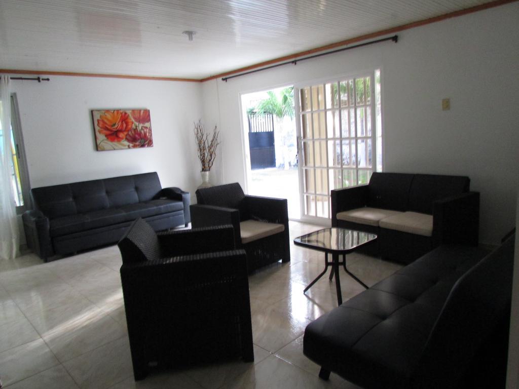 Posada Hostal Miss Marlly San Andrés Esterno foto