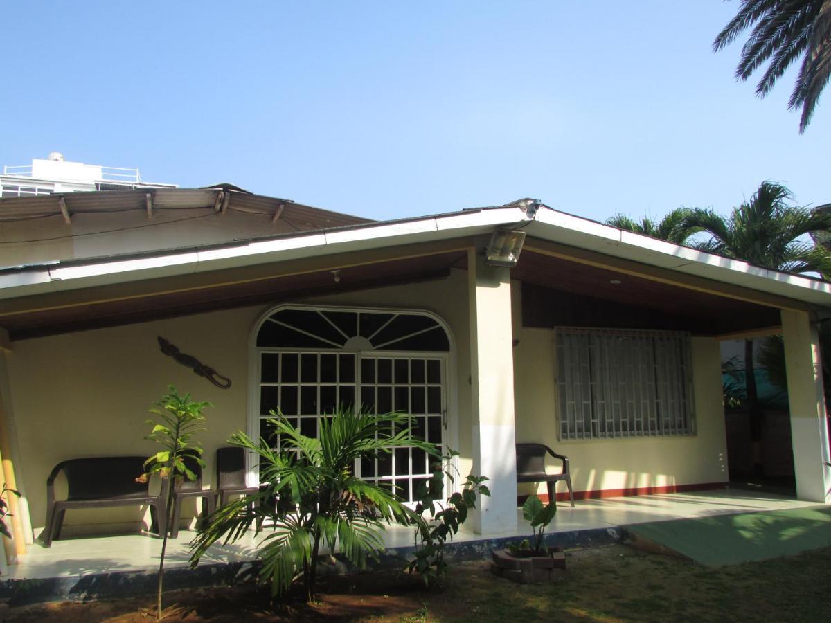 Posada Hostal Miss Marlly San Andrés Esterno foto